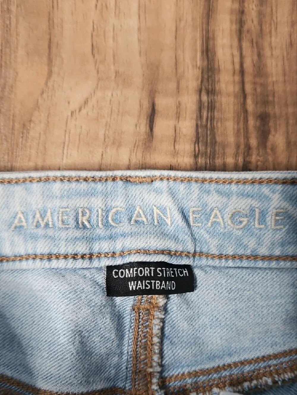 American Eagle Outfitters Light Blue Distressed Destroyed Mom Jeans 0
